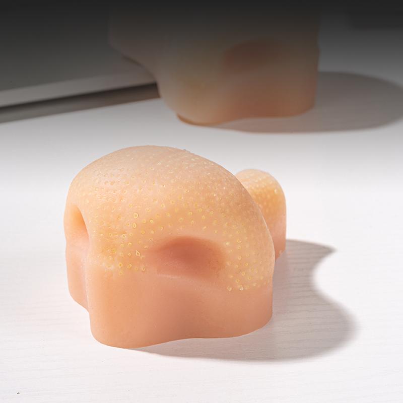 Stress Relief Toy - Portable Silicone Nose Model for Popping Blackheads, Whiteheads, and Strawberry Nose; Simulated Acne Squeezing to Relieve Pressure